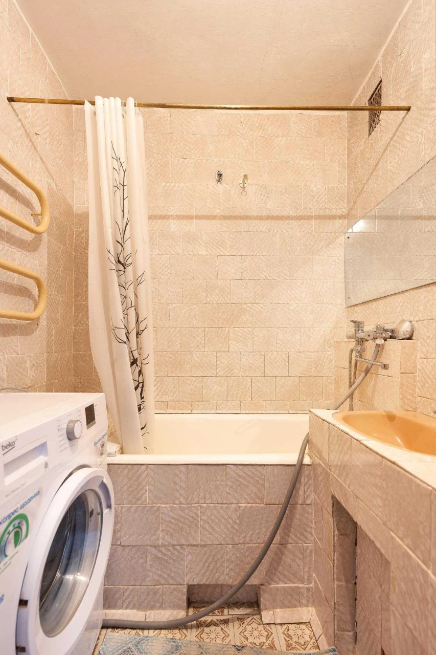 Продаж, 2 кім квартира, житловий стан, Стрийська 69, цегла,