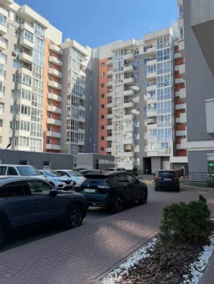 ПРОДАЖ! Нова на ринку! Новобудова з ремонтом в. Зелена, 281