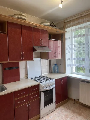 Продам 2 кімн.квартиру вул.Льотна