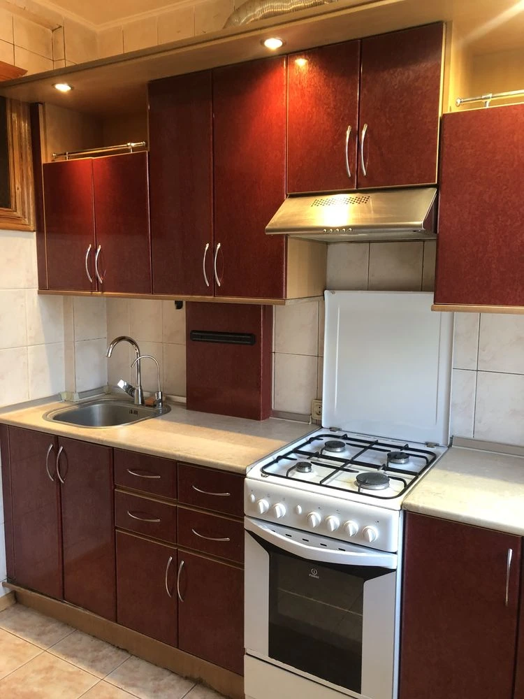 Продам 2 кімн.квартиру вул.Льотна