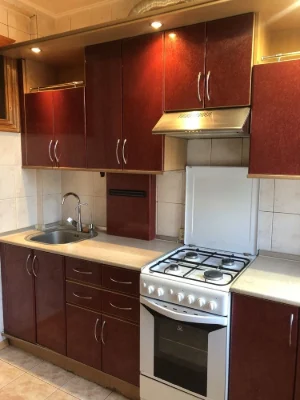 Продам 2 кімн.квартиру вул.Льотна