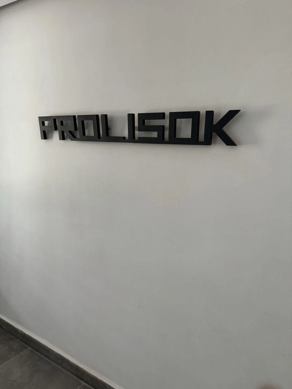 For sale 2-room apartment in Prolisok residential complex, M Palats Sportu