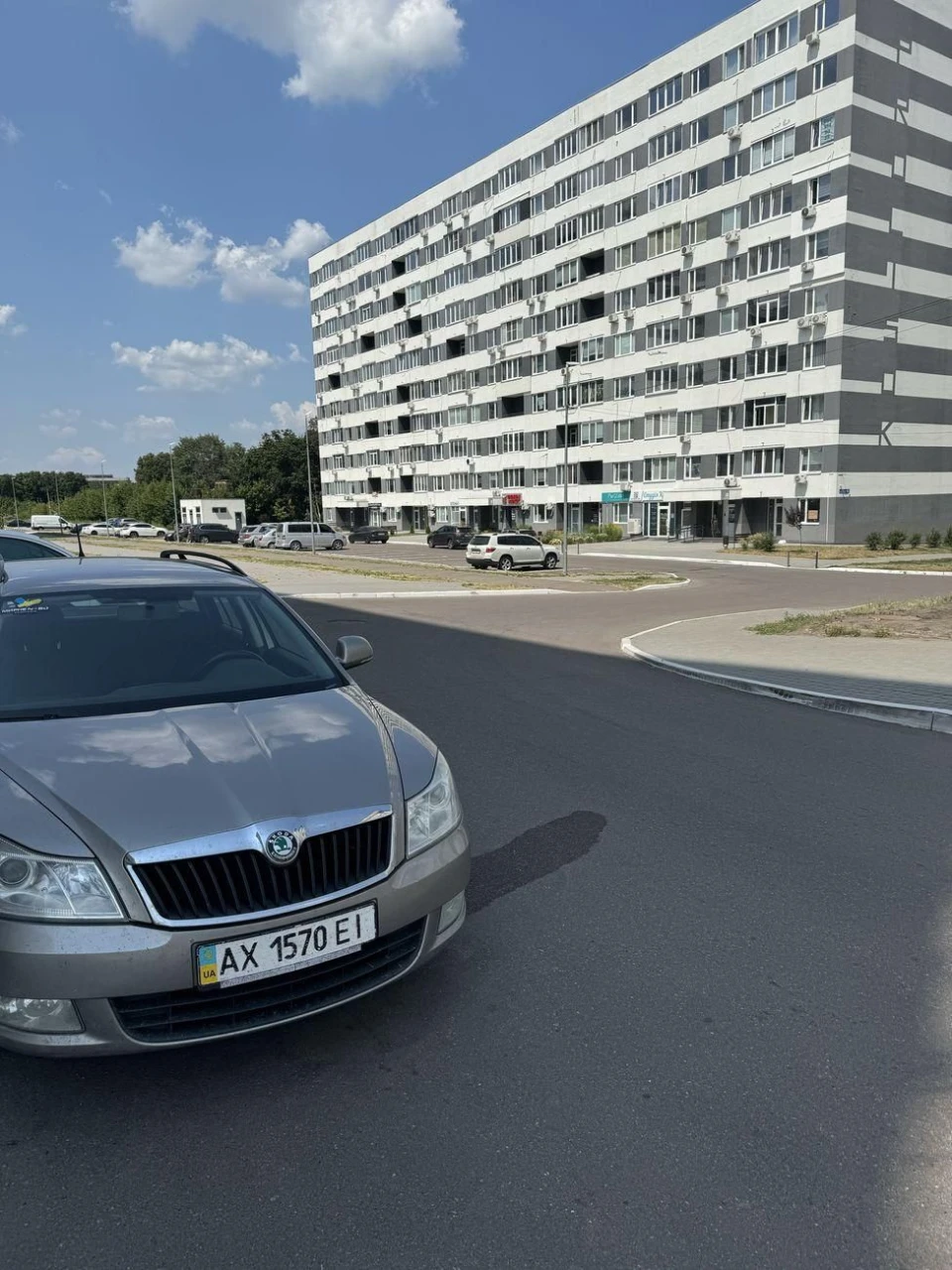 For sale 2-room apartment in Prolisok residential complex, M Palats Sportu