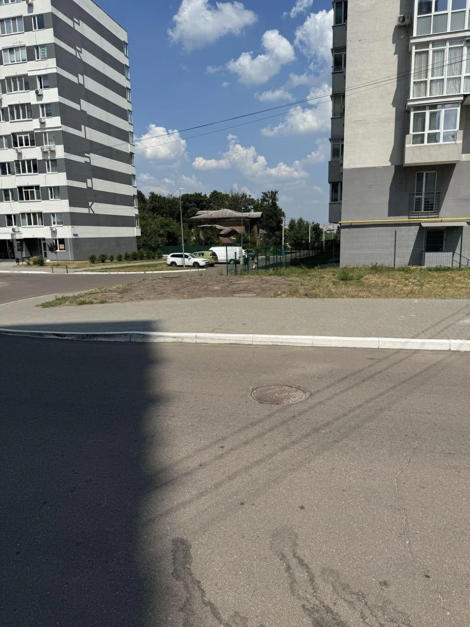 For sale 2-room apartment in Prolisok residential complex, M Palats Sportu