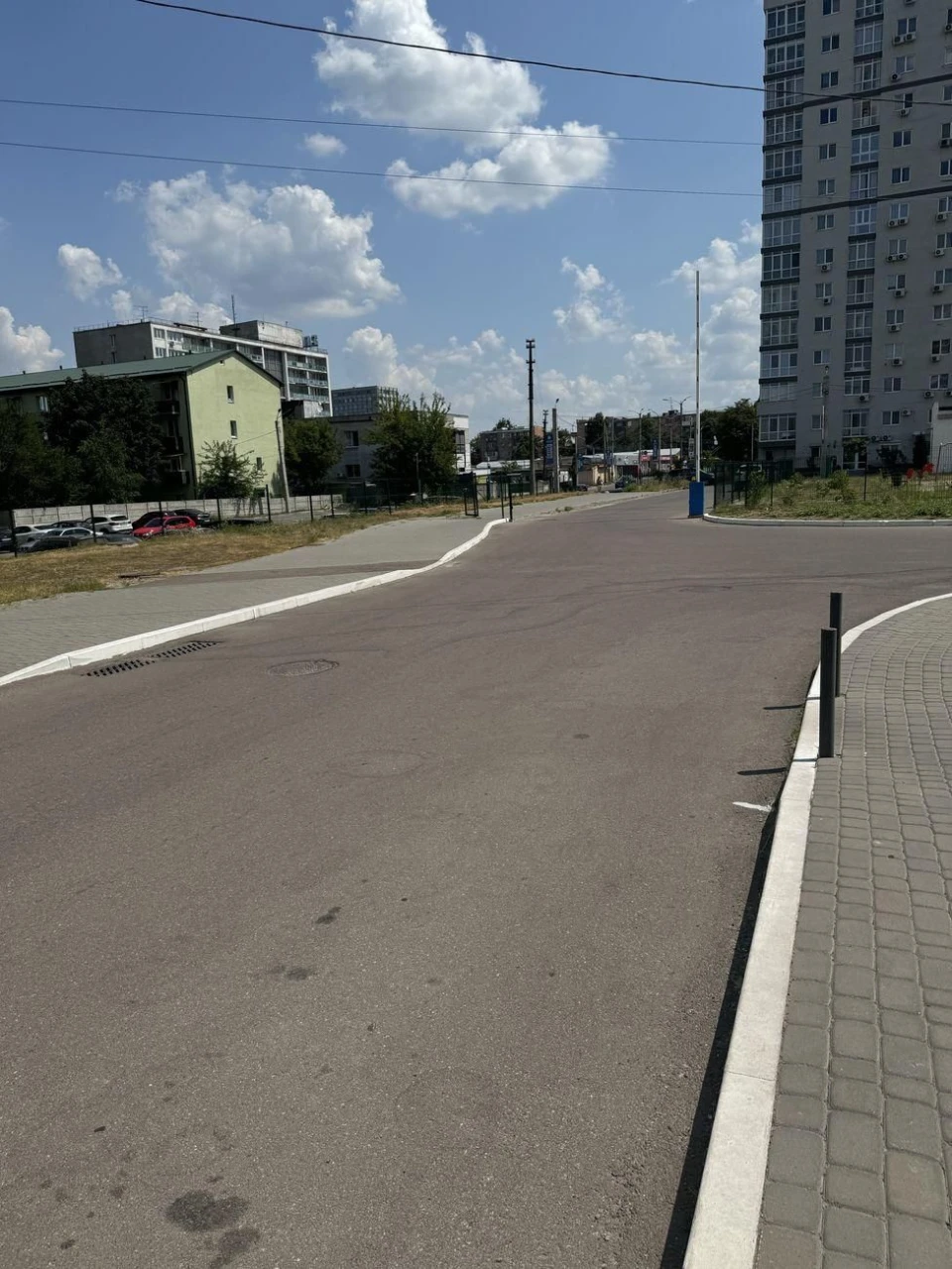 For sale 2-room apartment in Prolisok residential complex, M Palats Sportu