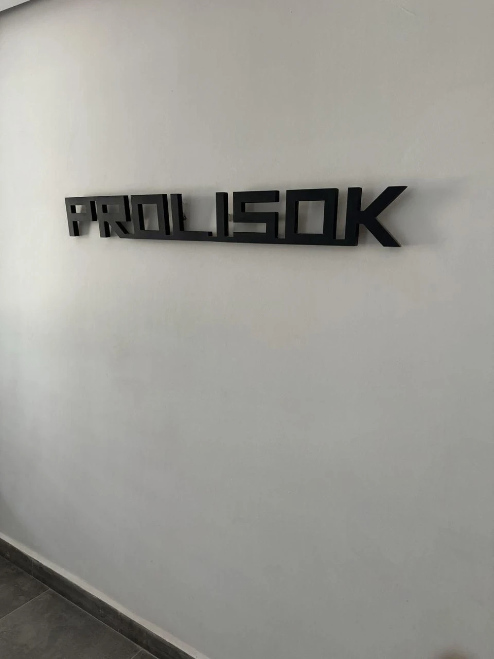 For sale 2-room apartment in Prolisok residential complex, M Palats Sportu