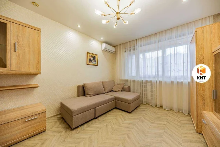 1 room, 36m2 Saltivka (, Saltovskaya district, Sobornosti street 25)