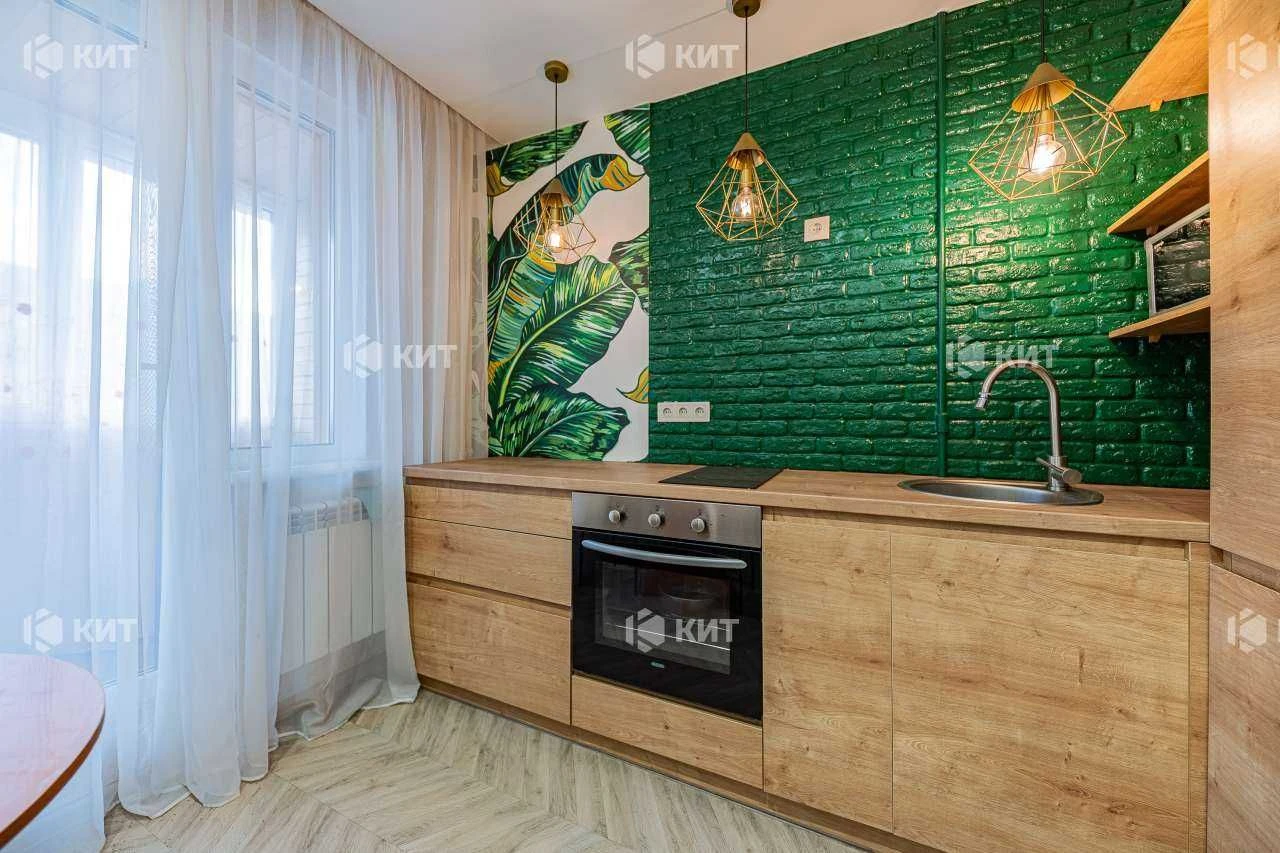 1 room, 36m2 Saltivka (, Saltovskaya district, Sobornosti street 25)