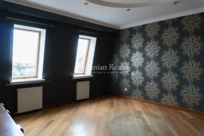 For Sale! DWELLING APARTMENT ON PODOL STREET, вул. Поч