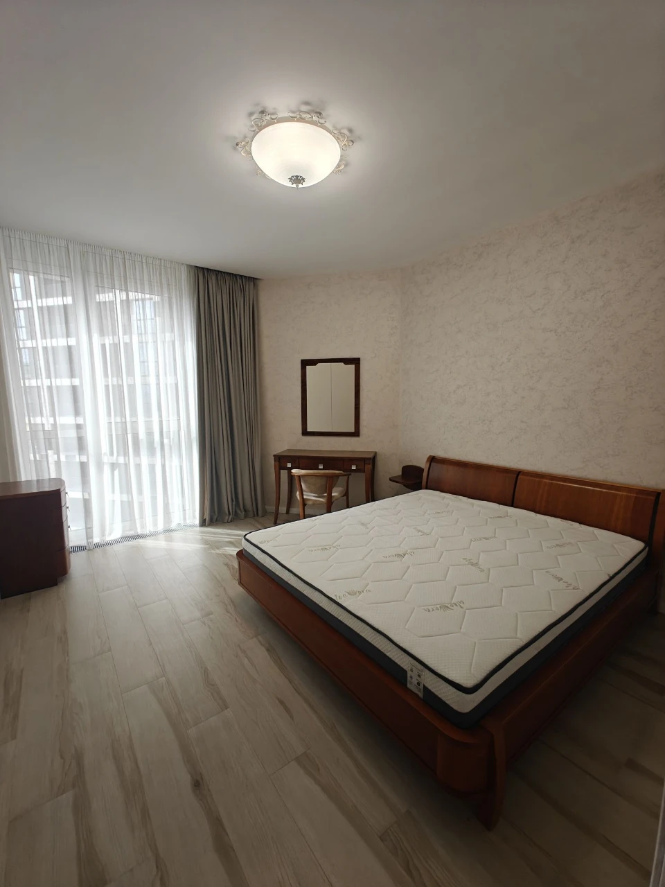 Продам 1к квартиру ЖК Greenville на Печерську. Новий ремонт