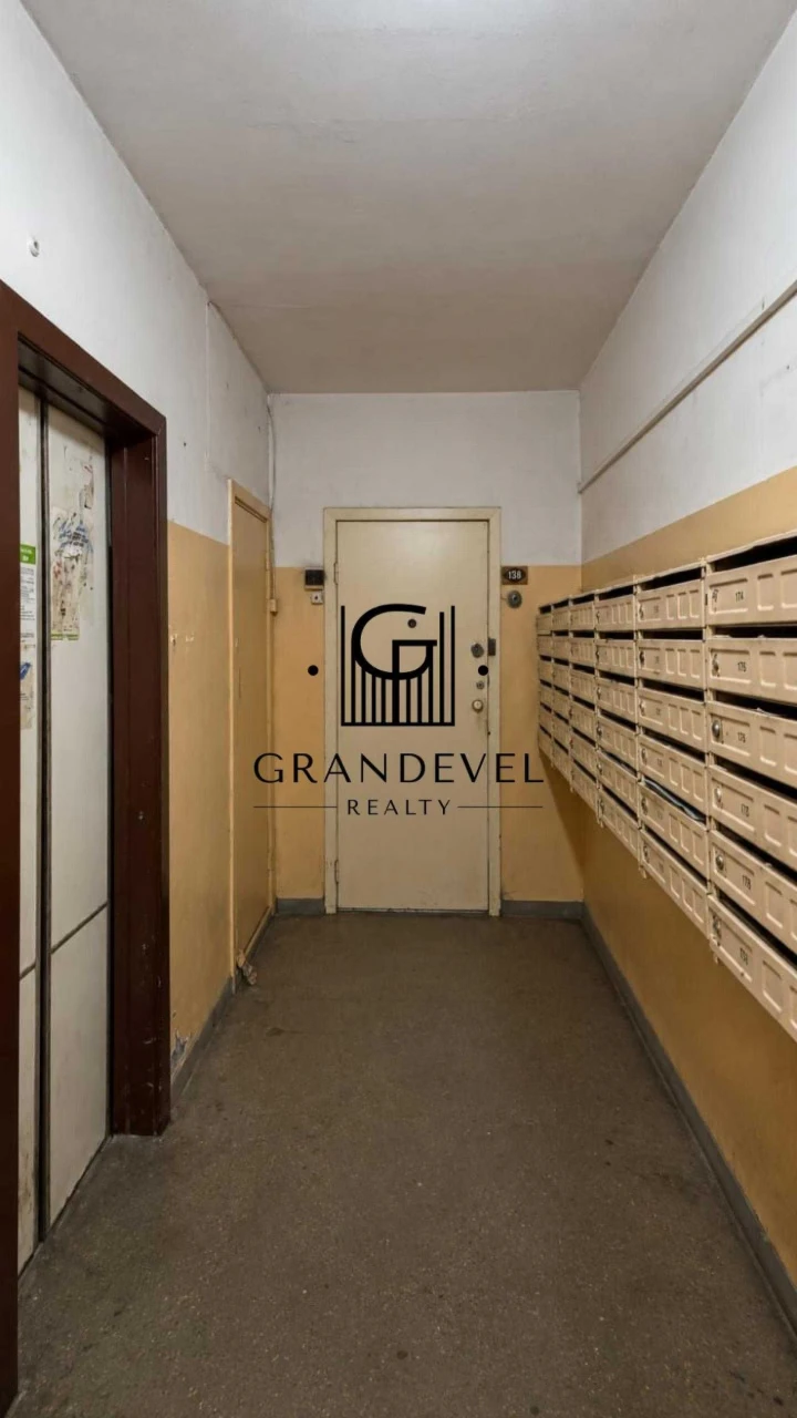 Продаж 2к квартири вул. Деміївська 51, Голосівська, Деміївсь