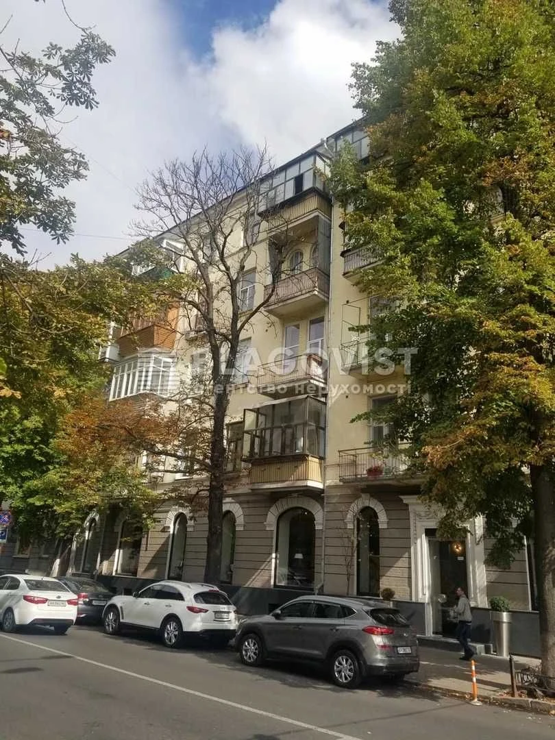 Ексклюзивна 1К квартира в будинку 1912 року Печерські Липки