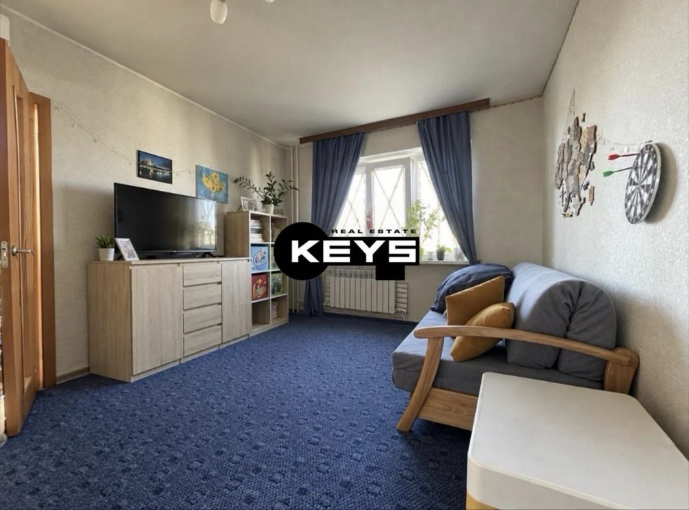 Продаж 1 кімнатної квартири. Вул.  Лятошинського 8а