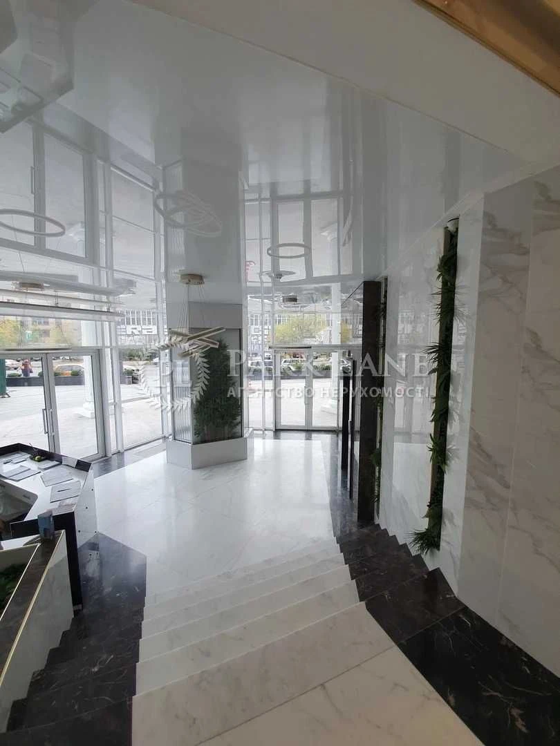 Продаж 2-к квартири в ЖК бізнес-класу Podil Plaza & Residenc
