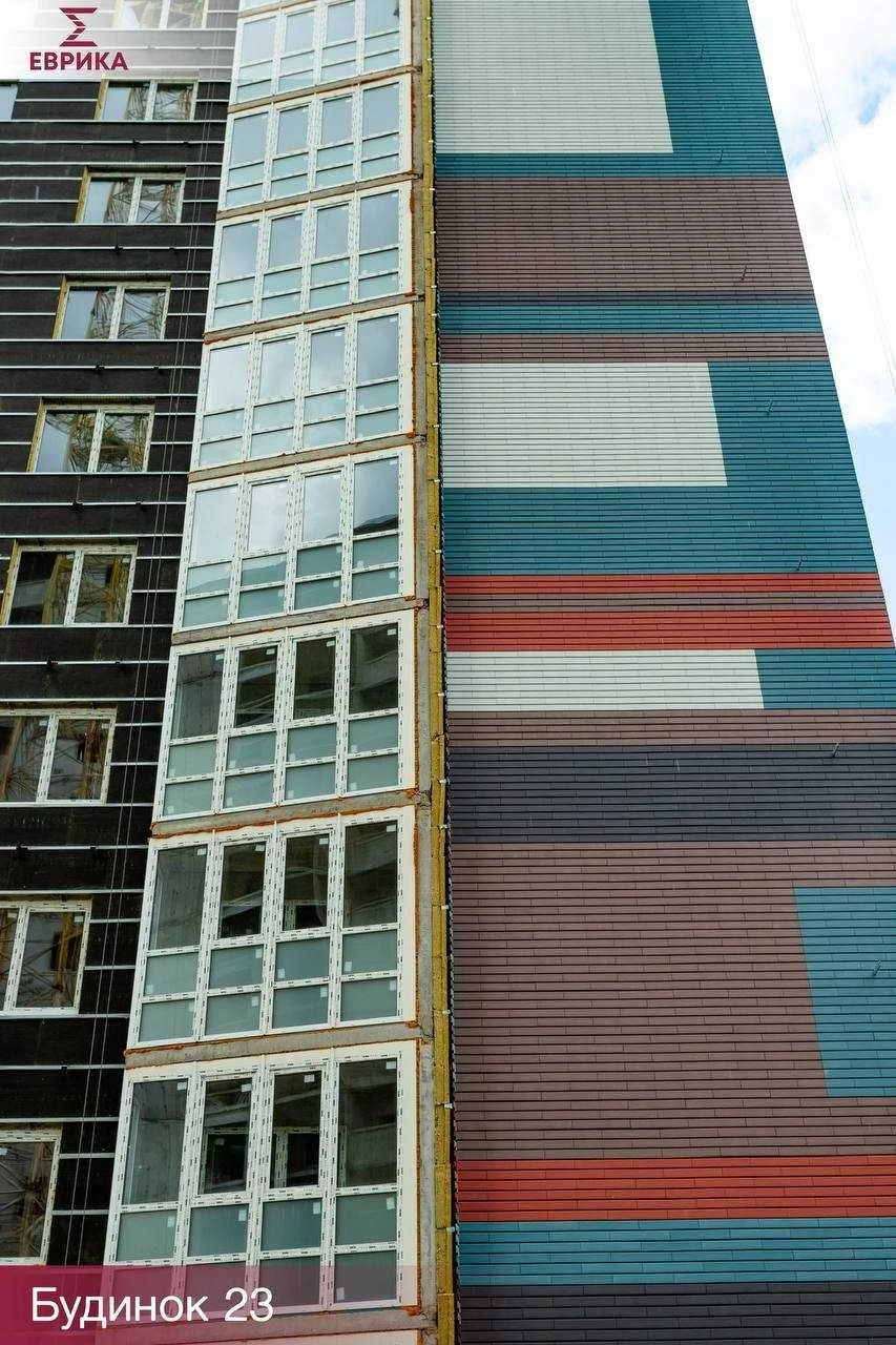 Продаж 2-кімнатної квартири біля метро, просп. Академіка Глу