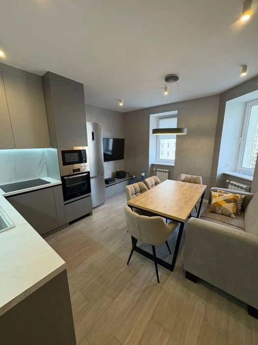 BEST OFFER! 3-room apartment in the Sokolniki residential complex, renovated, furnished.