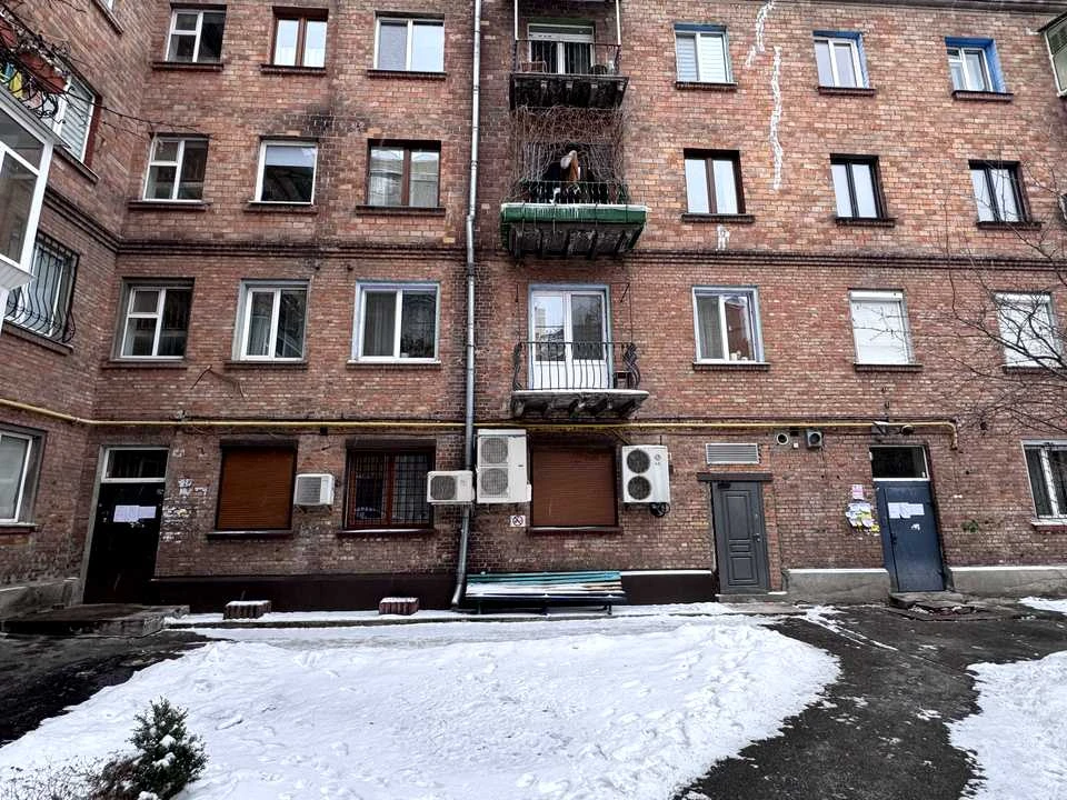 Квартира. Киев, Почайнинская ул.