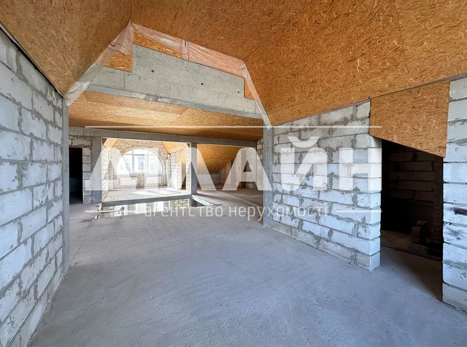 Great option! 240 m2 at an adequate price in the Renaissance residential complex