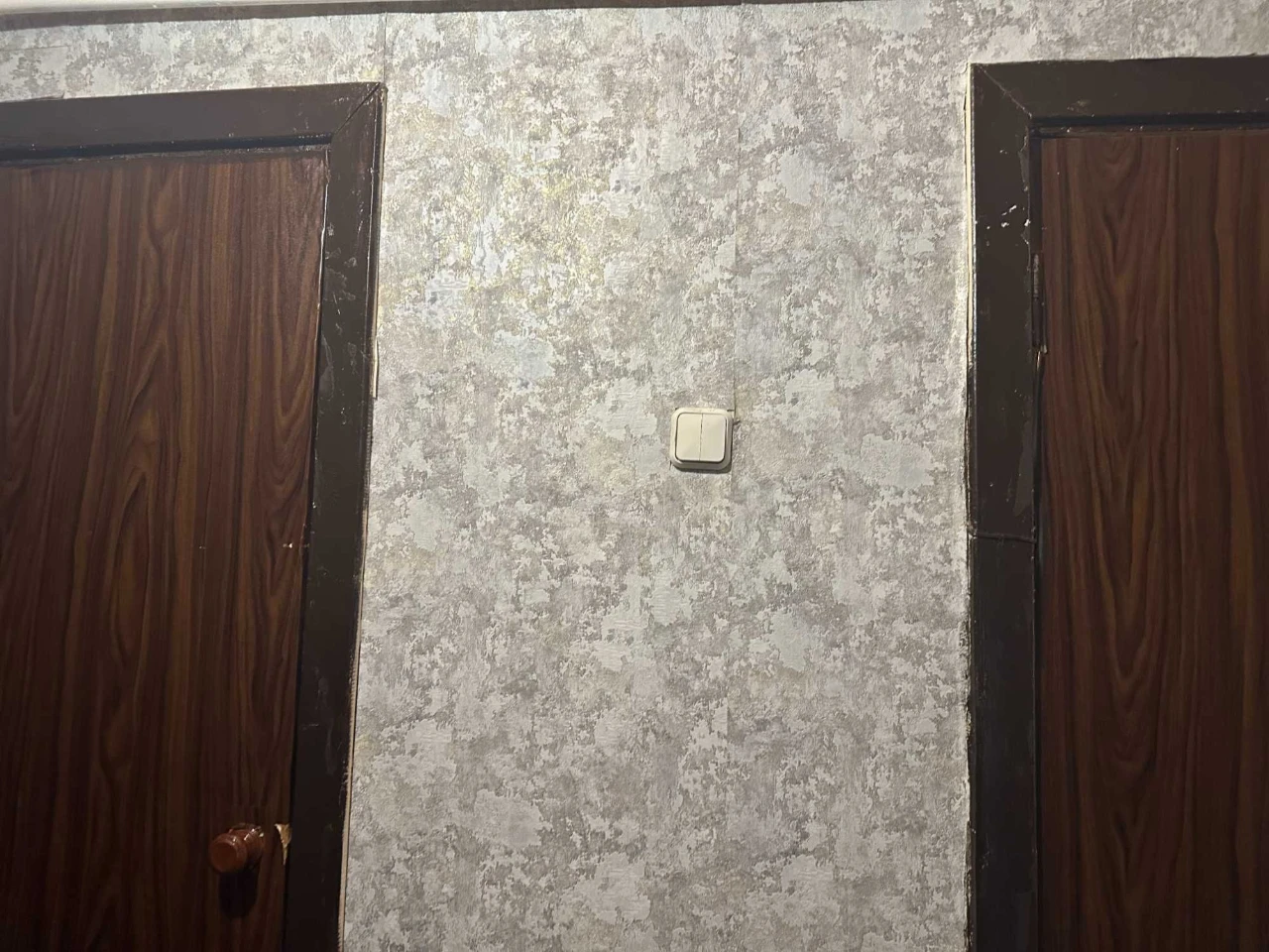 Diamond Motel for sale, 1-bedroom apartment.