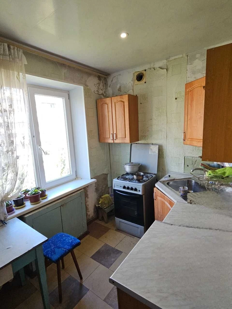 Продам 1-к квартиру (чешка 42м2) в высотке на Шнеерсона / Ми