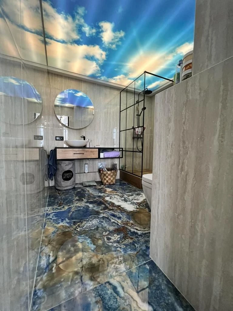 Продам 2-к кв-ру з ремонтом та видом на море на Вільямса (2-