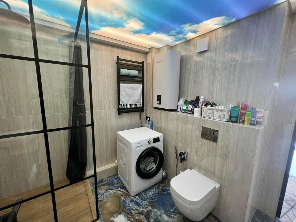 Продам 2-к кв-ру з ремонтом та видом на море на Вільямса (2-