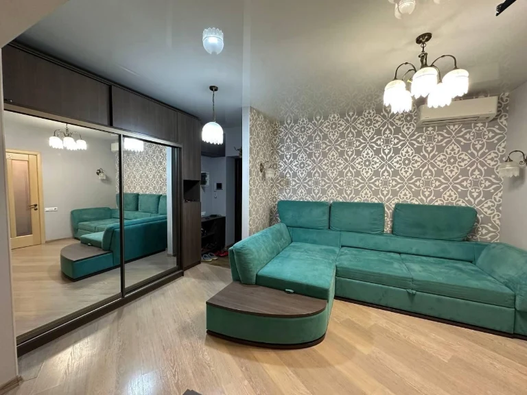 Продам 3-к квартиру з ремонтом, 100 кв.м, на Черемхах (3-247