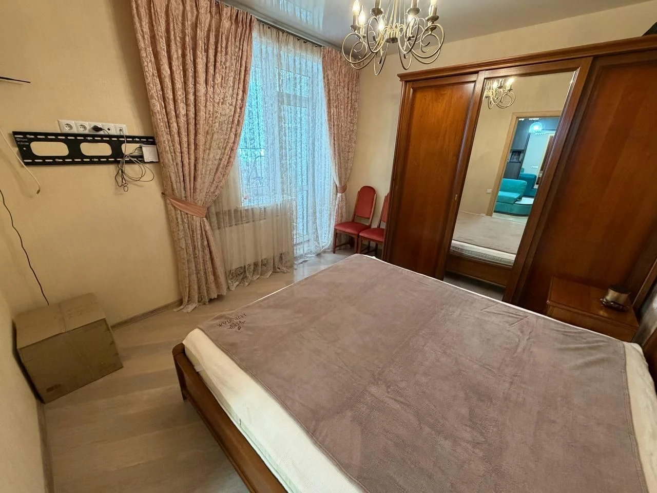 Продам 3-к квартиру з ремонтом, 100 кв.м, на Черемхах (3-247
