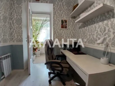 3-комнатная квартира на земле в Малиновском районе