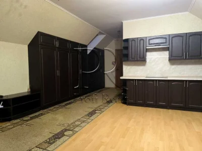Apartment. Bishivsky Prospect.