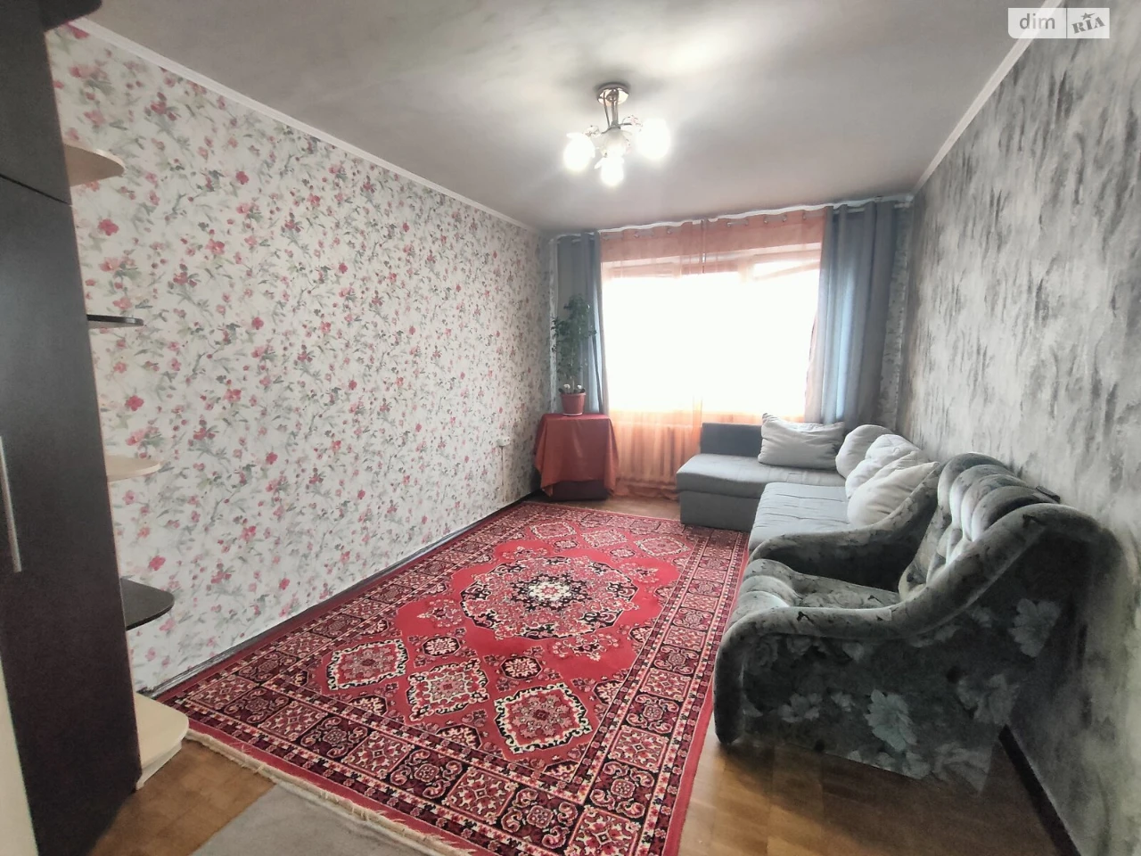 Long-Term Rental: Apartment in the Left Bank Area