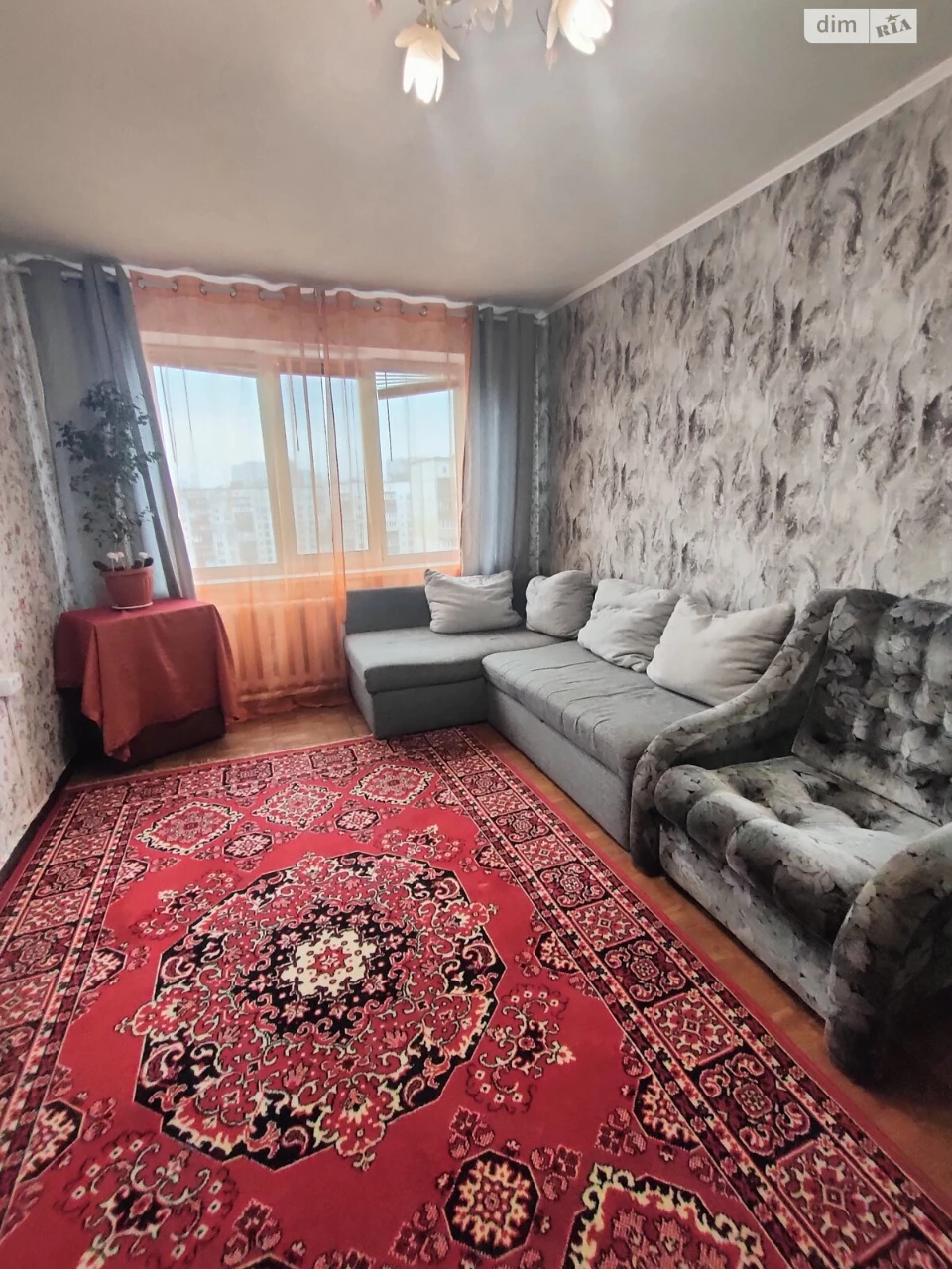Long-Term Rental: Apartment in the Left Bank Area