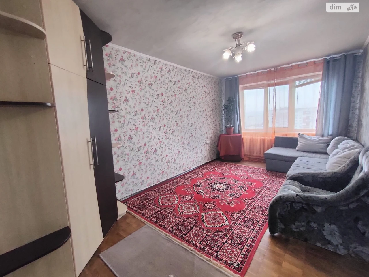 Long-Term Rental: Apartment in the Left Bank Area