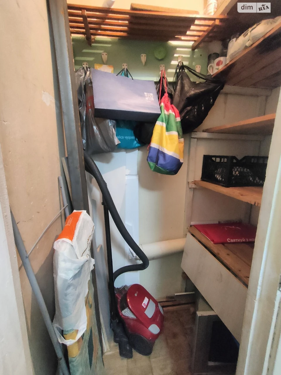 Long-Term Rental: Apartment in the Left Bank Area