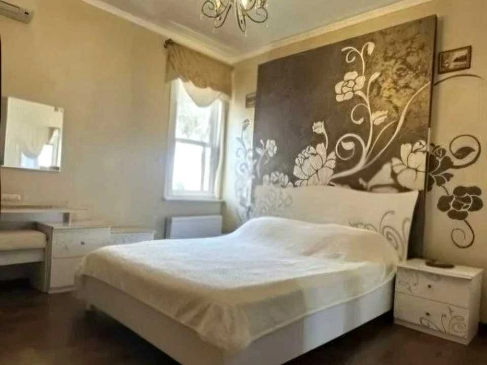 House. Odesa, Dalnya