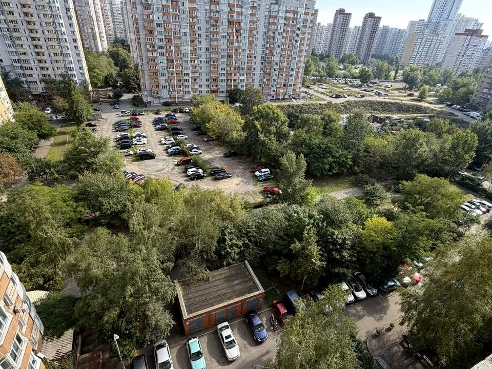 Квартира. Київ, Урлівська вул.