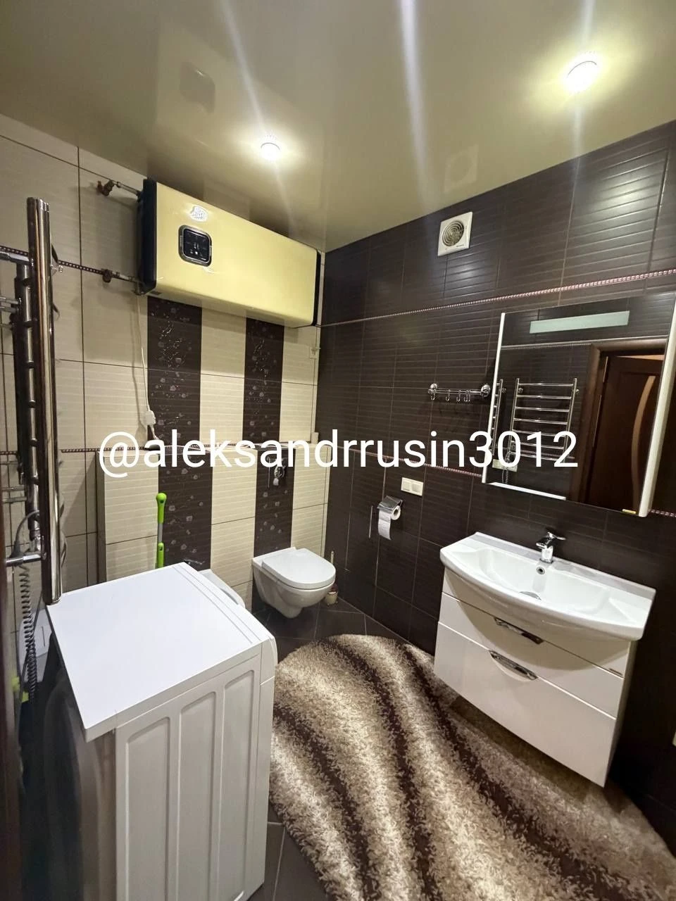 Alexeevka. Novoset. P.Pobedy 53B. Floor 3/9. Apartment with gas