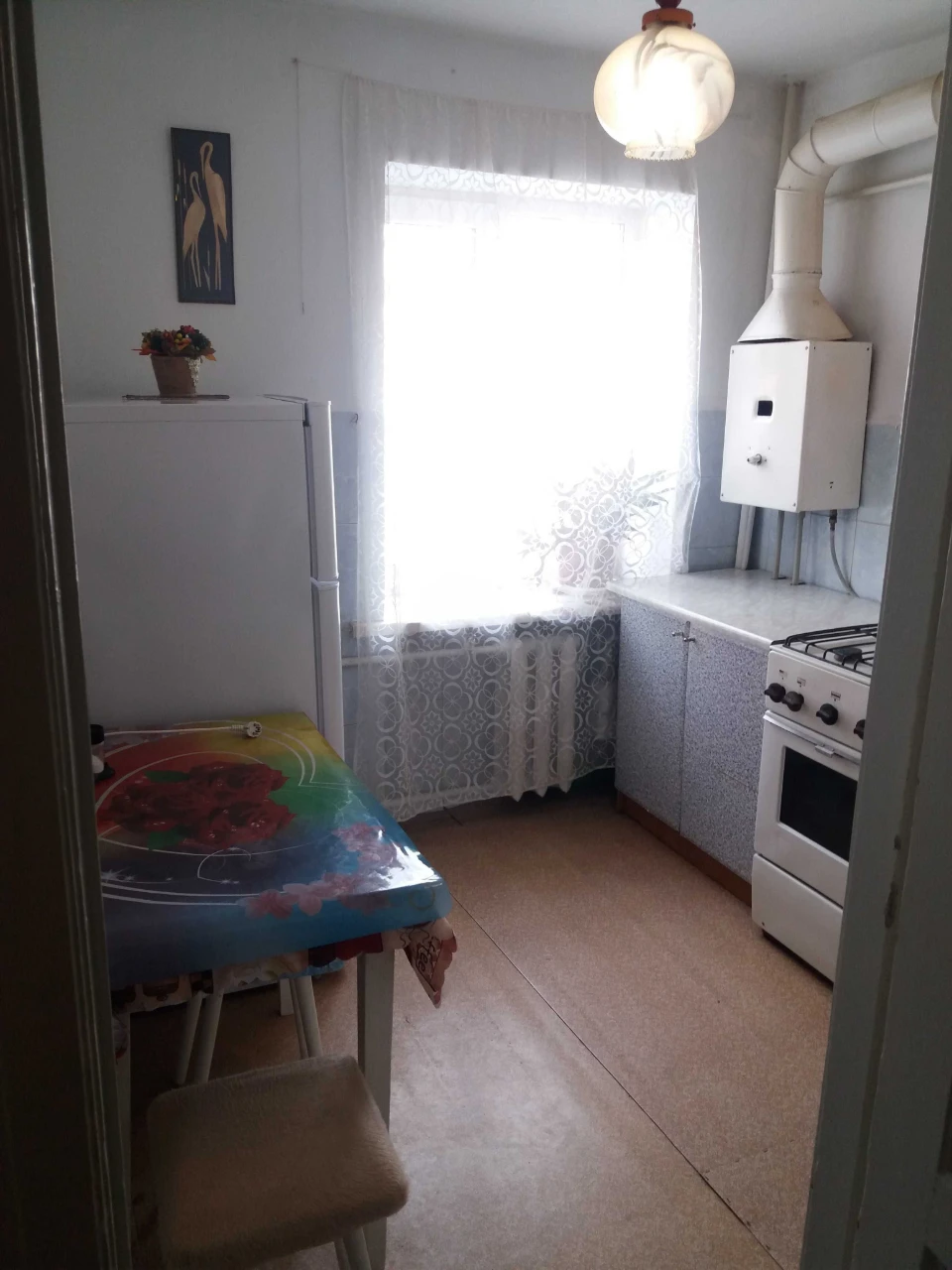 ТЕРМІНОВО продам 2- кім. кв. на 3 повер. на Космосі по вул.
