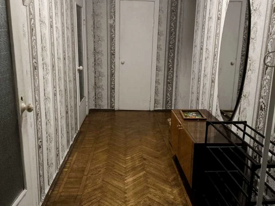 Квартира. Киев, Новонаводницкая улица