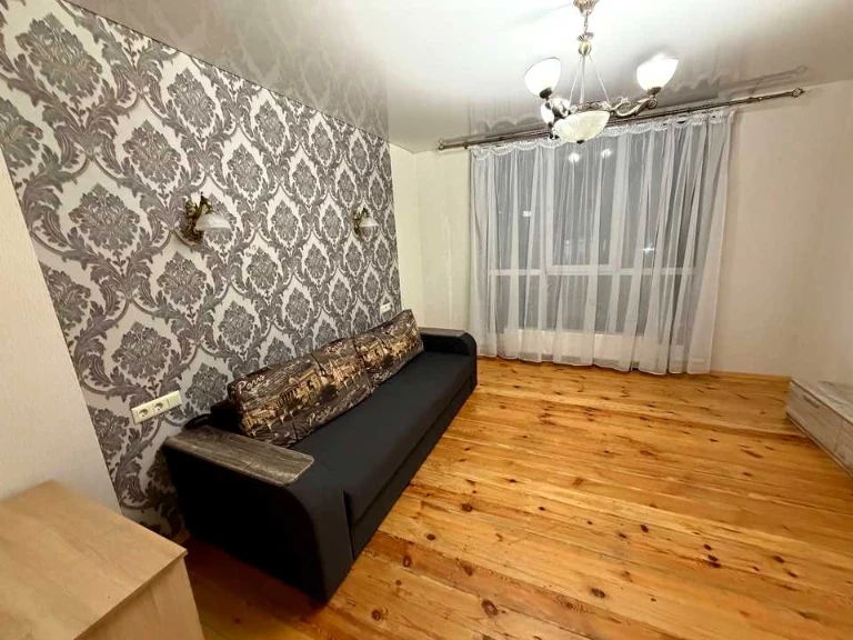 Apartment. Kyiv, Alimpiya Halika Street.