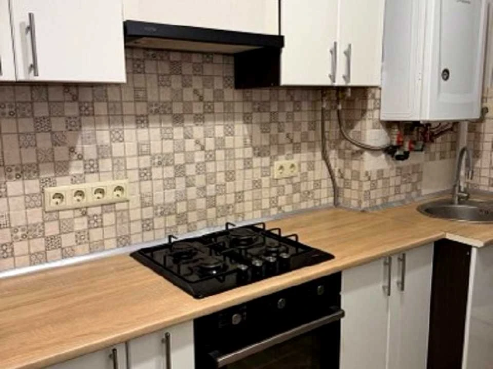 Apartment. Kyiv, Alimpiya Halika Street.