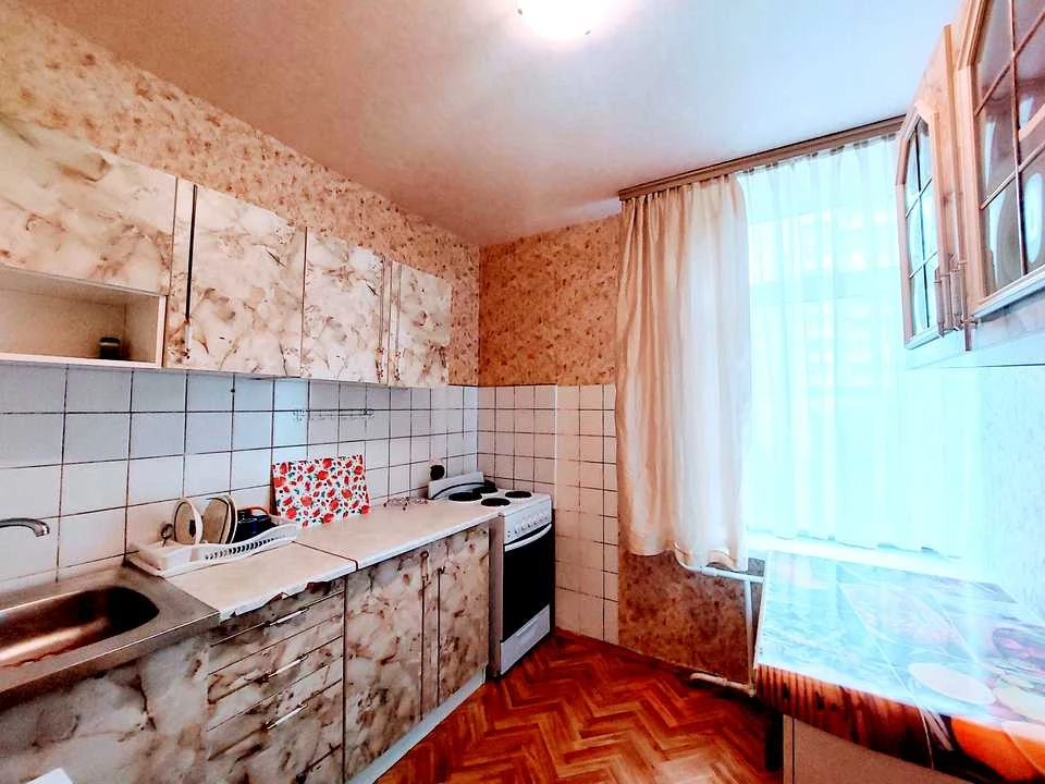 Квартира. Киев, улица Митрополита Андрея Шептицкого.