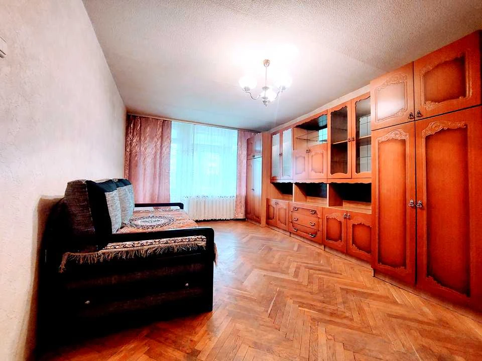 Квартира. Киев, улица Митрополита Андрея Шептицкого.