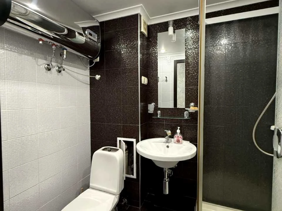 Apartment. Metropolitan Vasyl Lipkivsky Street, Kyiv