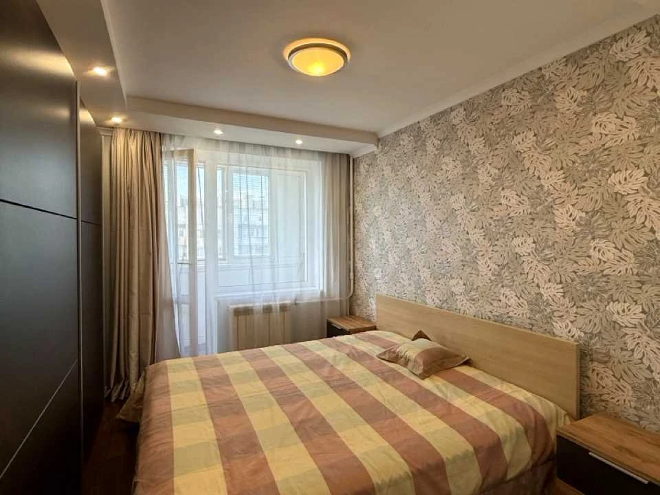 Apartment. Metropolitan Vasyl Lipkivsky Street, Kyiv