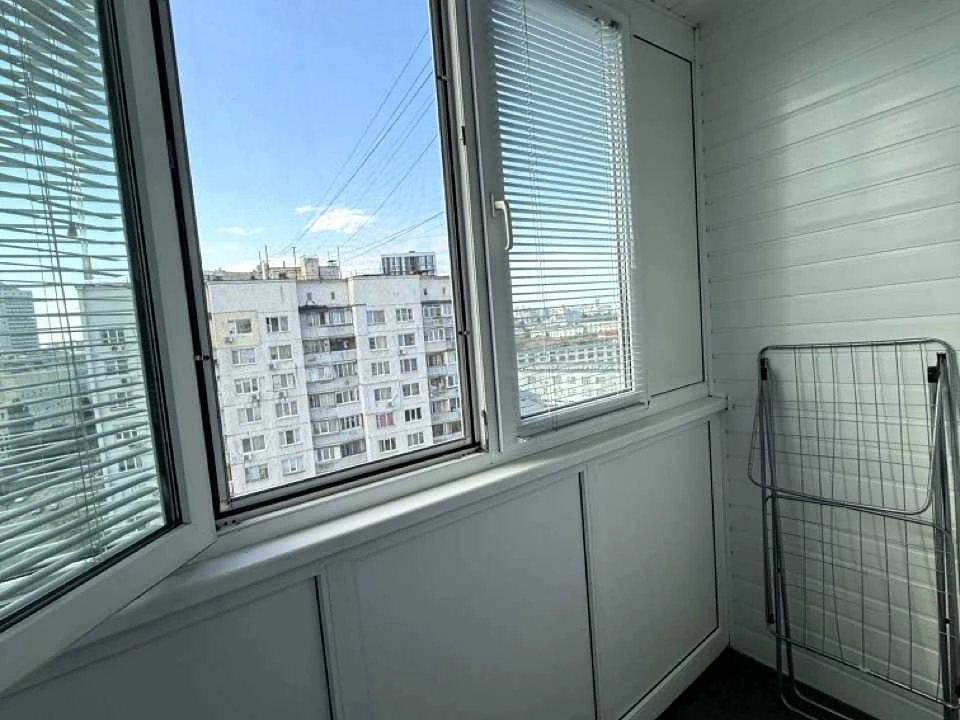 Apartment. Metropolitan Vasyl Lipkivsky Street, Kyiv