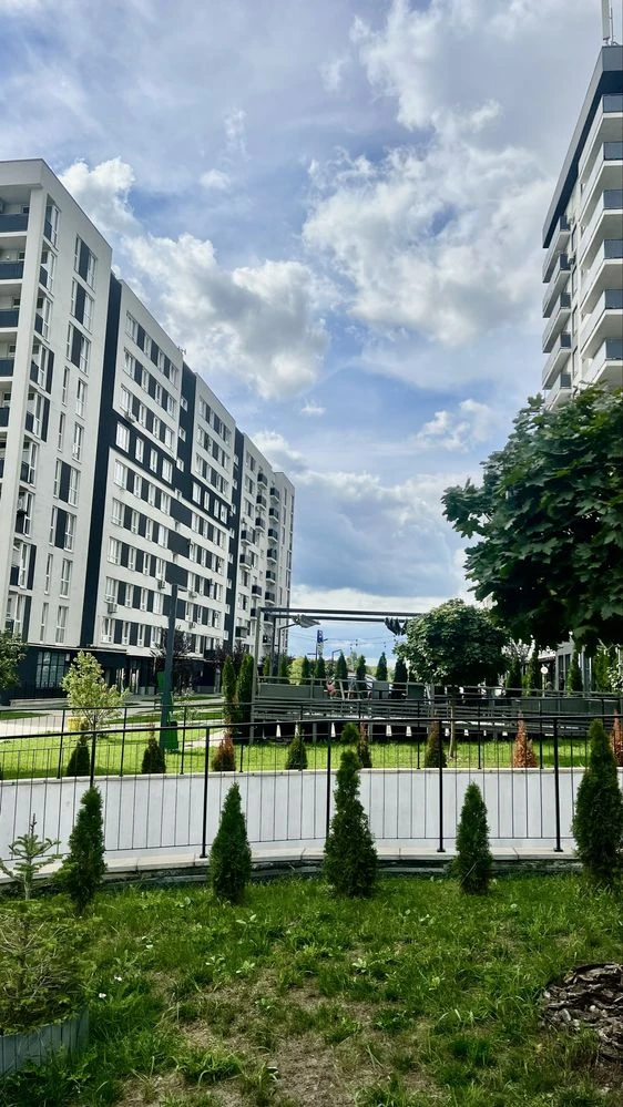 Продажа 2-комнатной квартиры на улице Трускавецкая