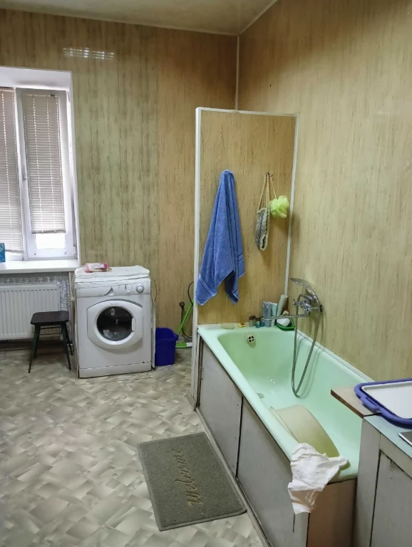 Продам 3-х комнатную квартиру на вул.Степана Бандери Центр Д