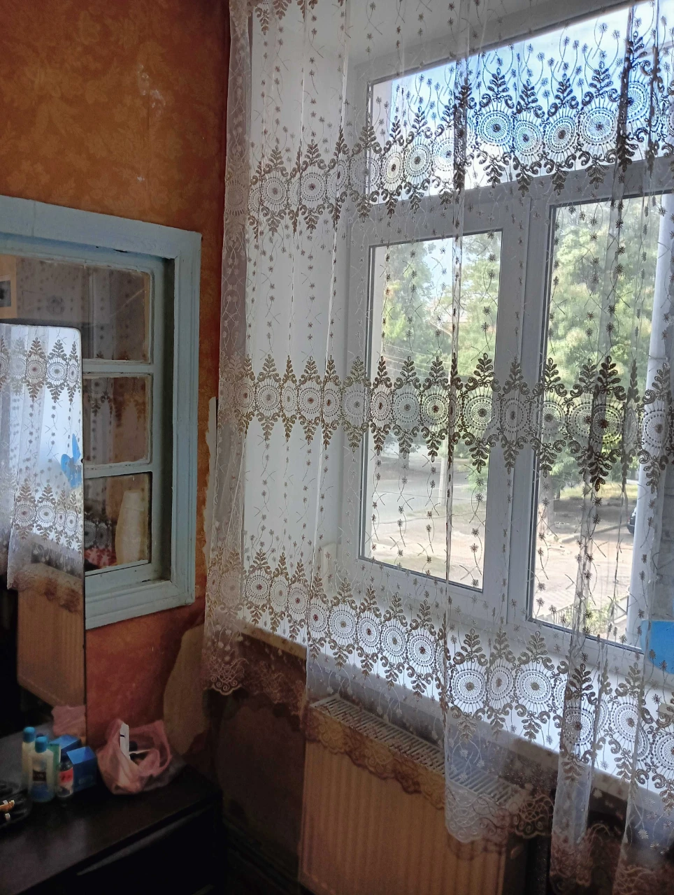Продам 3-кімнатну квартиру на вулиці Степана Бандери, Центр