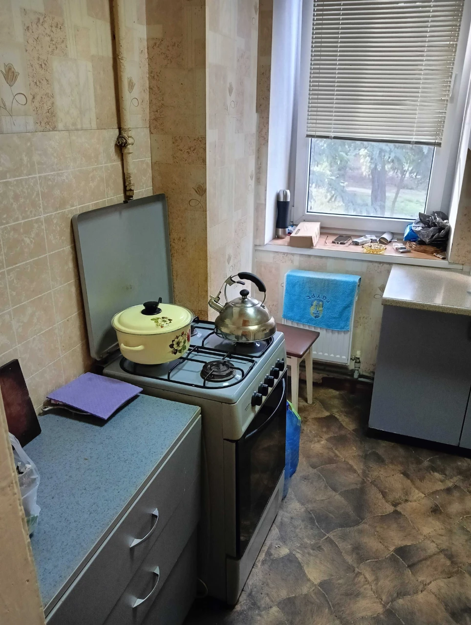 Продам 3-кімнатну квартиру на вулиці Степана Бандери, Центр